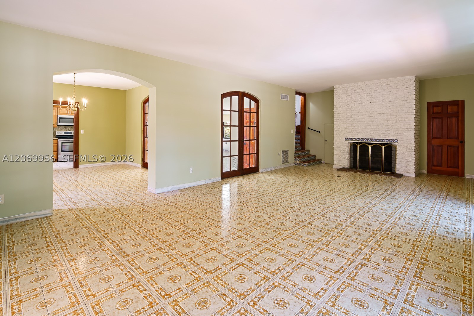 4128 Pinta Ct, Coral Gables FL 33146
