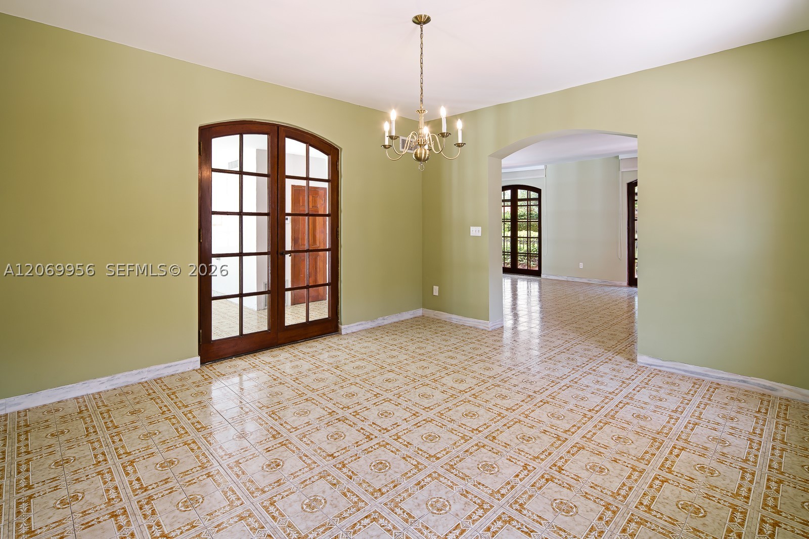 4128 Pinta Ct, Coral Gables FL 33146