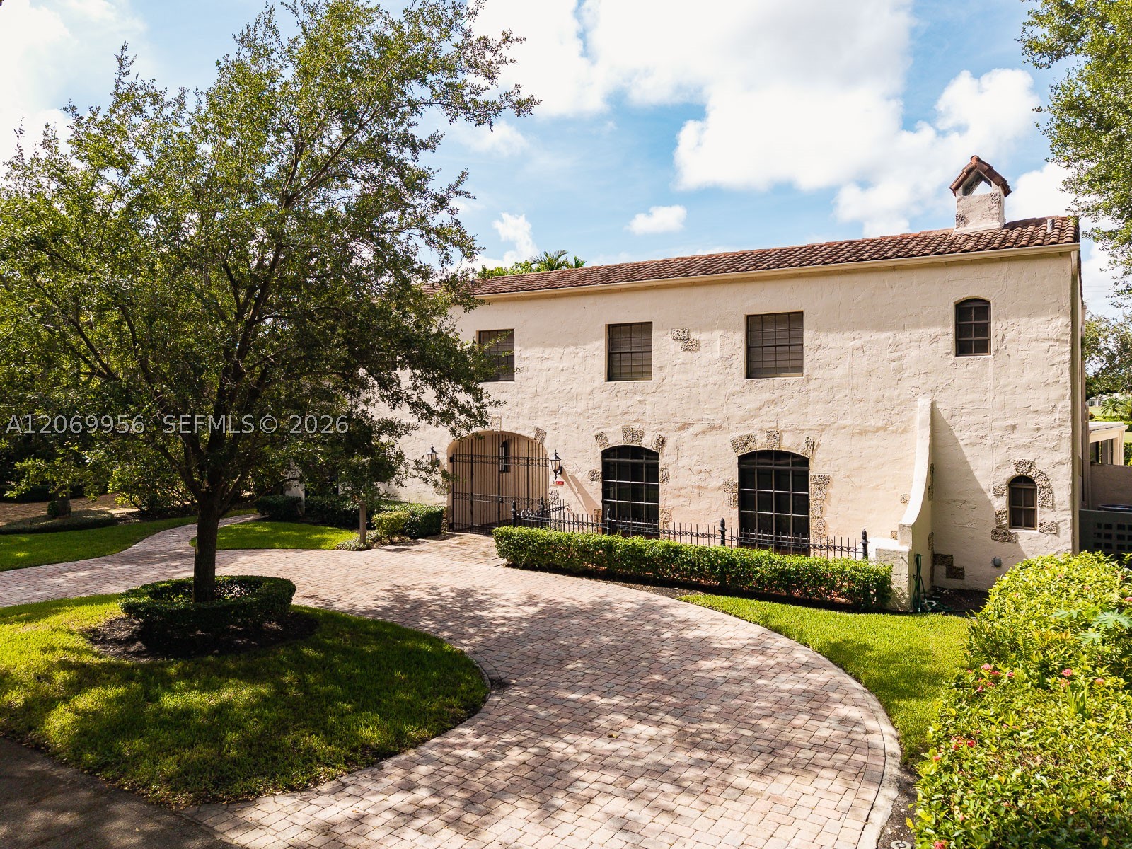 4128 Pinta Ct, Coral Gables FL 33146