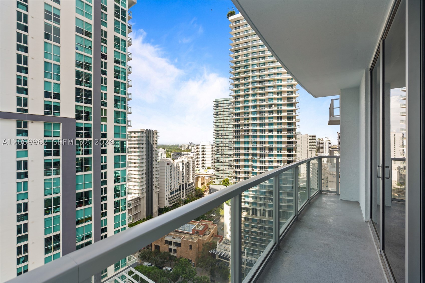 1050 Brickell Ave #2112, Miami FL 33131