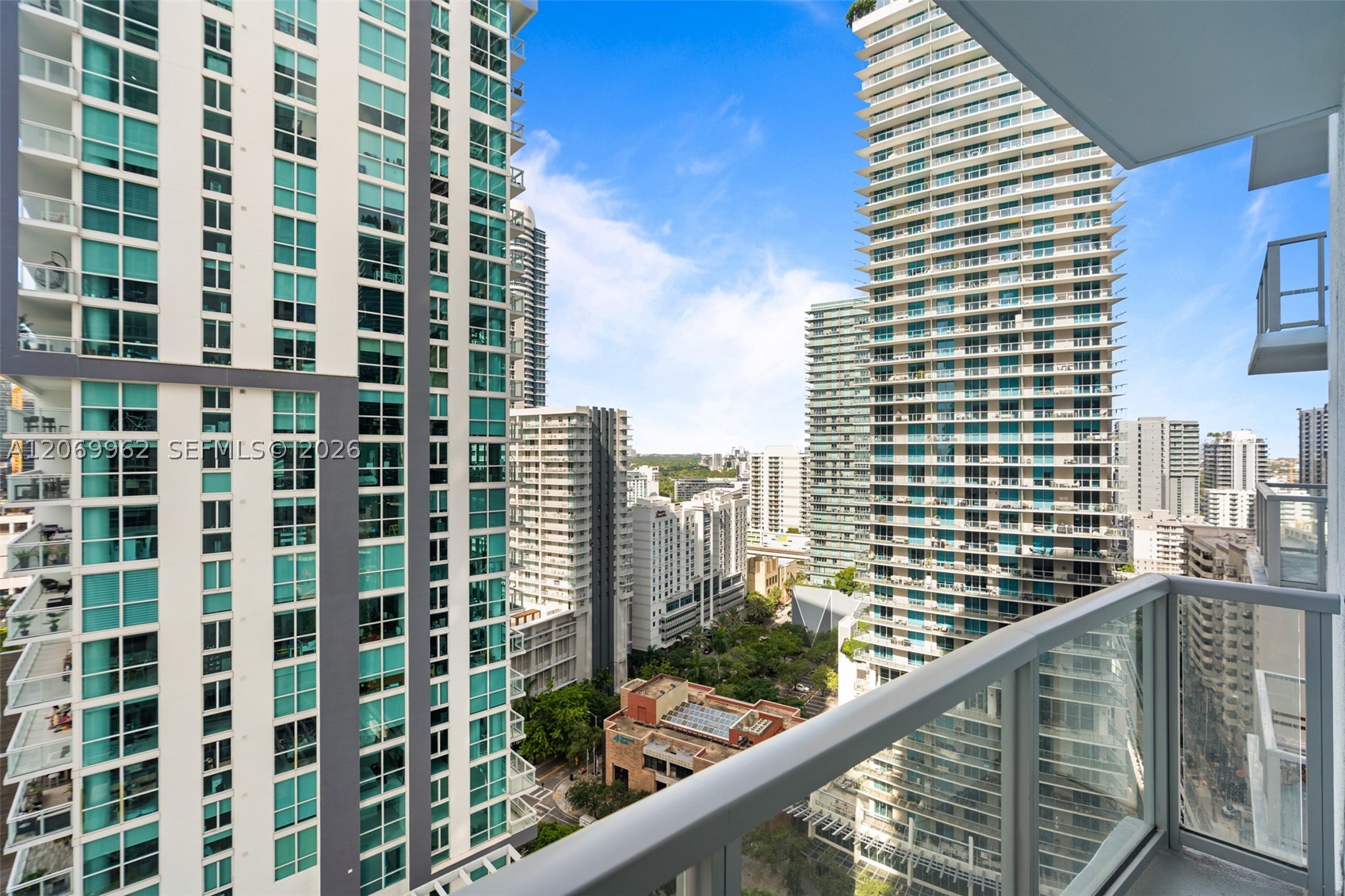1050 Brickell Ave #2112, Miami FL 33131