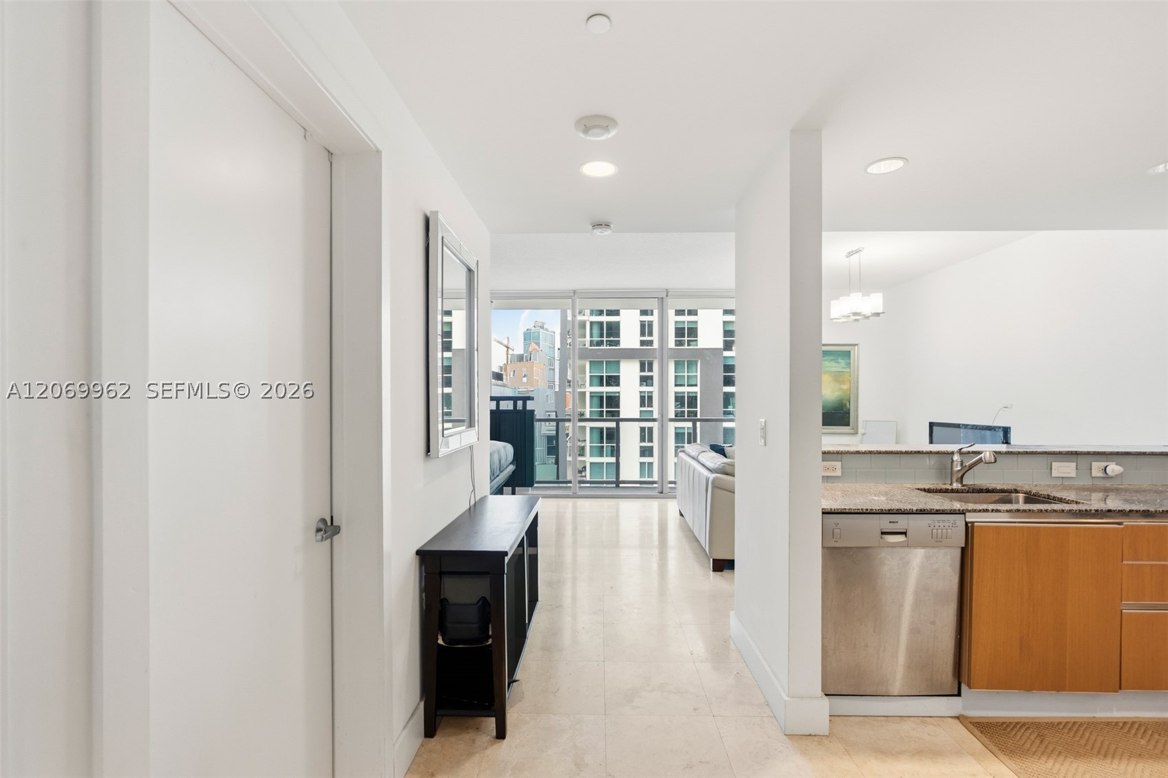 1050 Brickell Ave #2112, Miami FL 33131