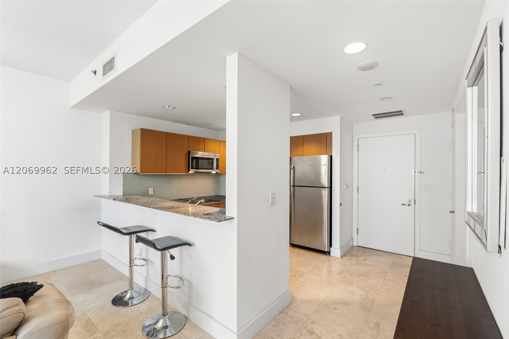 1050 Brickell Ave #2112, Miami FL 33131