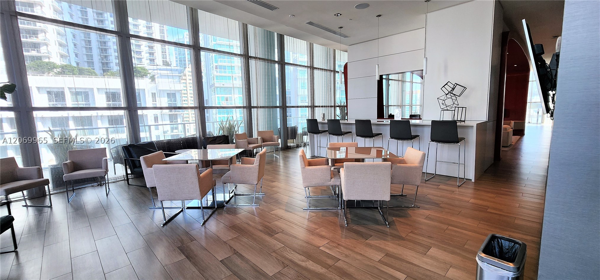 1100 S Miami Ave #1708, Miami FL 33130