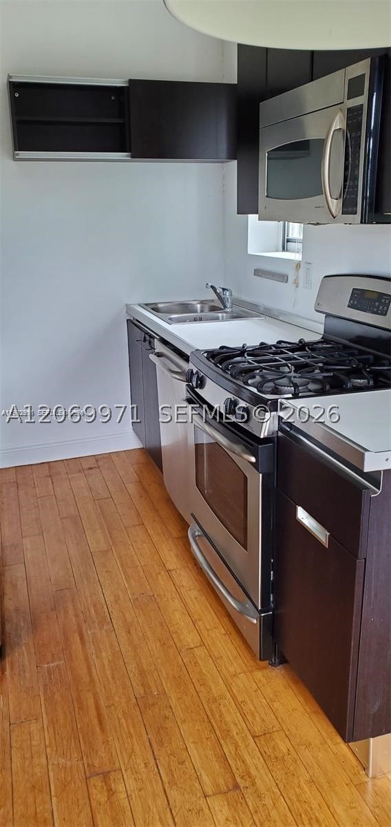 4812 Pine Tree Dr #201, Miami Beach FL 33140