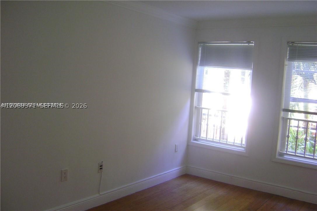 4812 Pine Tree Dr #201, Miami Beach FL 33140