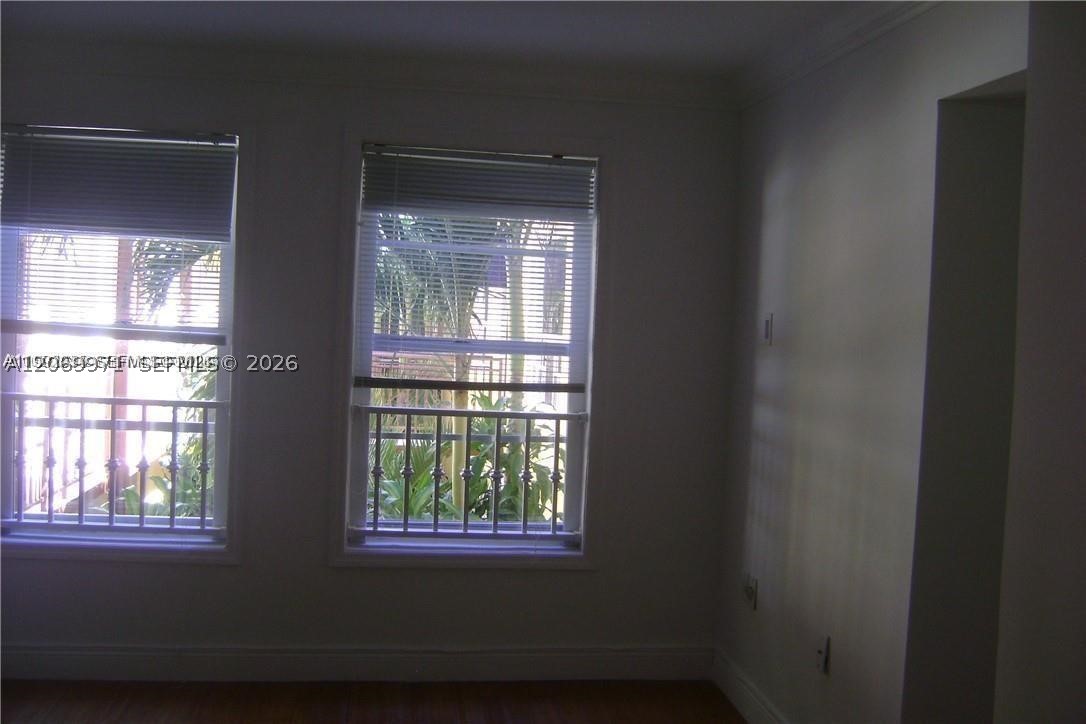 4812 Pine Tree Dr #201, Miami Beach FL 33140