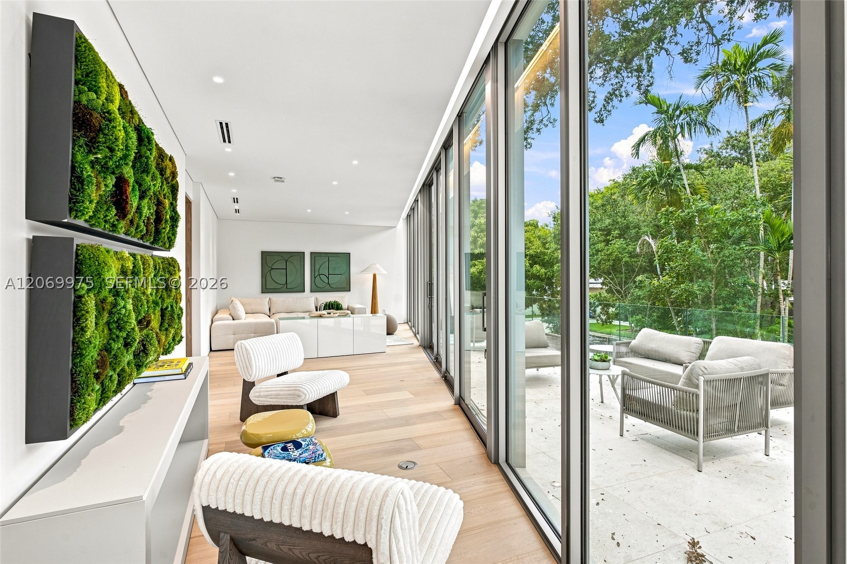 1616 Onaway Dr, Miami FL 33133