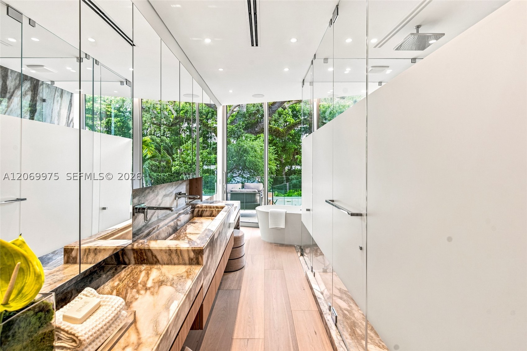 1616 Onaway Dr, Miami FL 33133