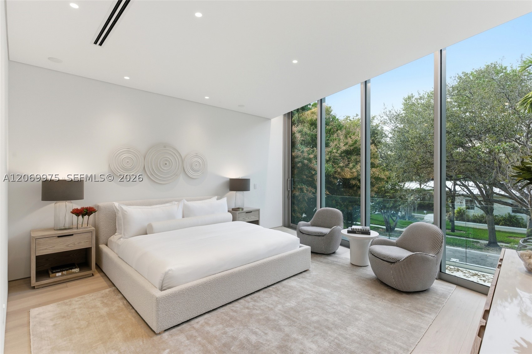 1616 Onaway Dr, Miami FL 33133