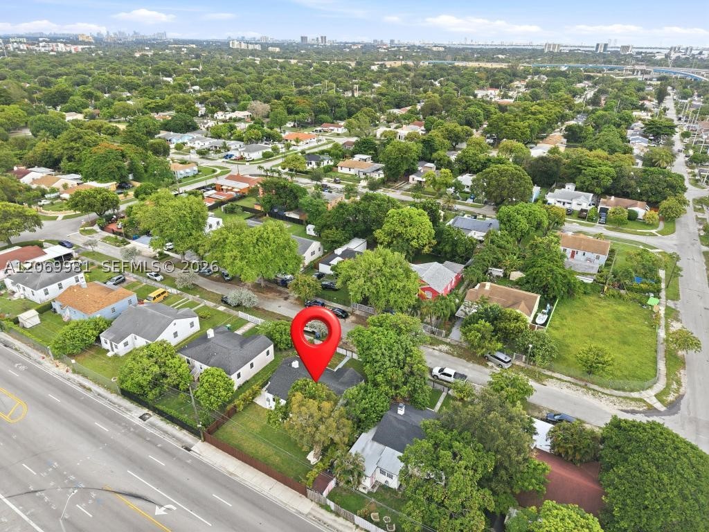 4122 NW 11th Pl, Miami FL 33127