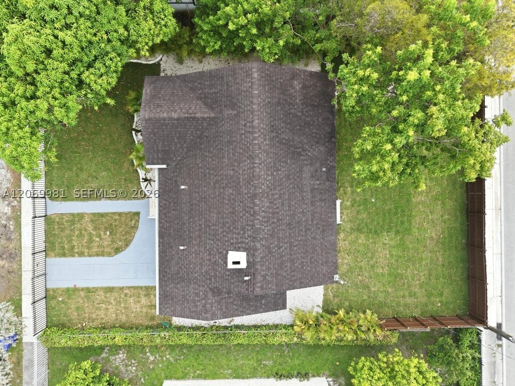 4122 NW 11th Pl, Miami FL 33127
