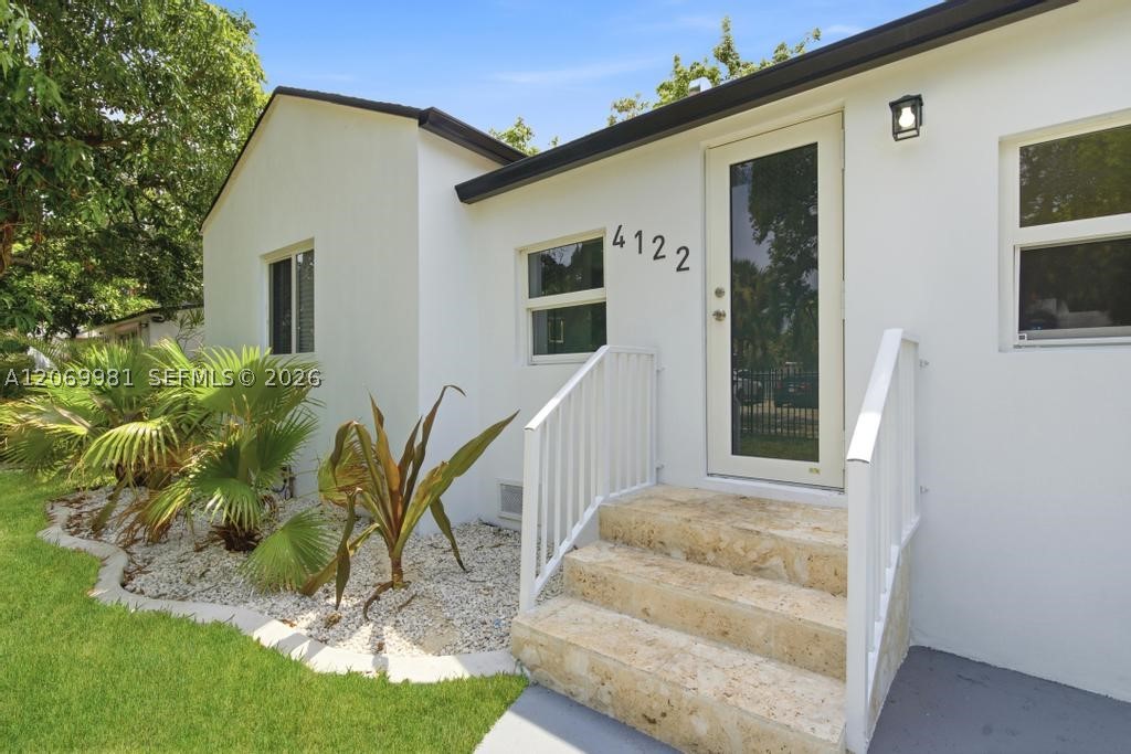 4122 NW 11th Pl, Miami FL 33127
