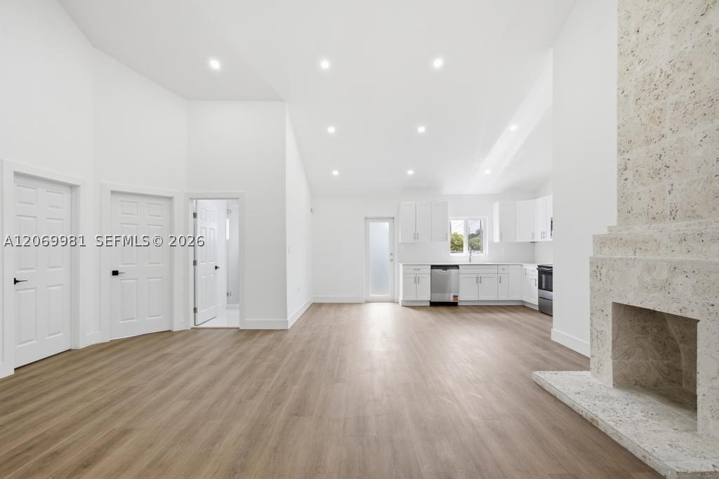 4122 NW 11th Pl, Miami FL 33127