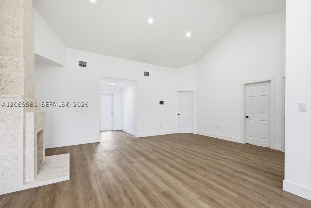 4122 NW 11th Pl, Miami FL 33127