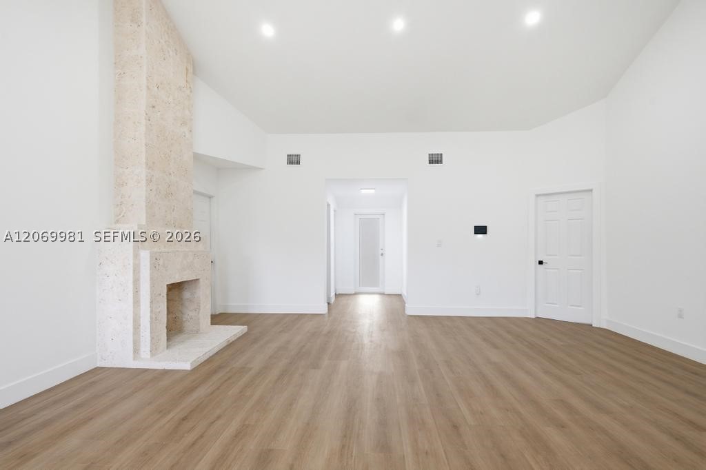 4122 NW 11th Pl, Miami FL 33127