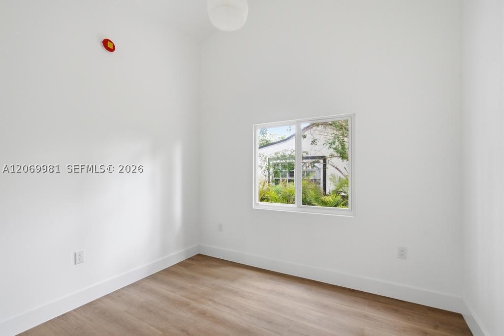 4122 NW 11th Pl, Miami FL 33127