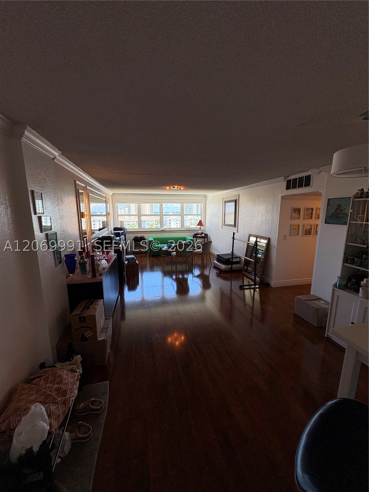 111 Golden Isles Dr #F2, Hallandale Beach FL 33009