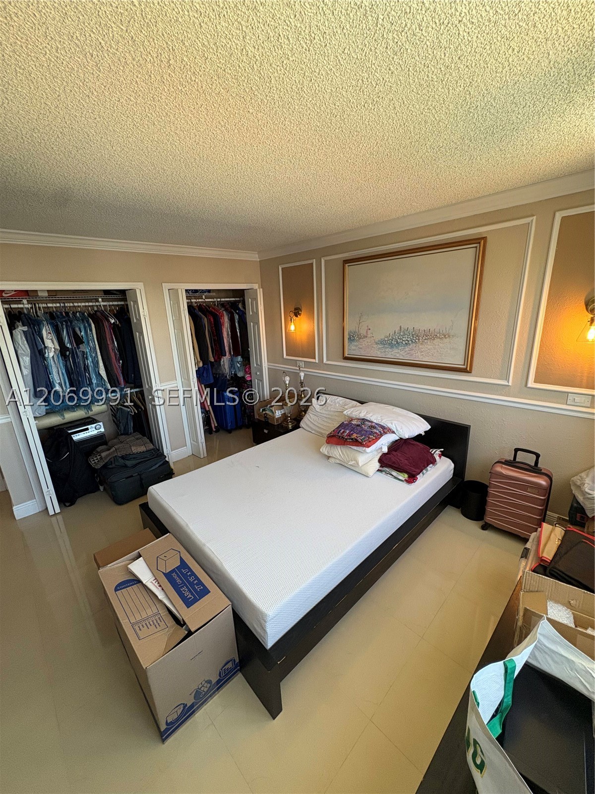111 Golden Isles Dr #F2, Hallandale Beach FL 33009