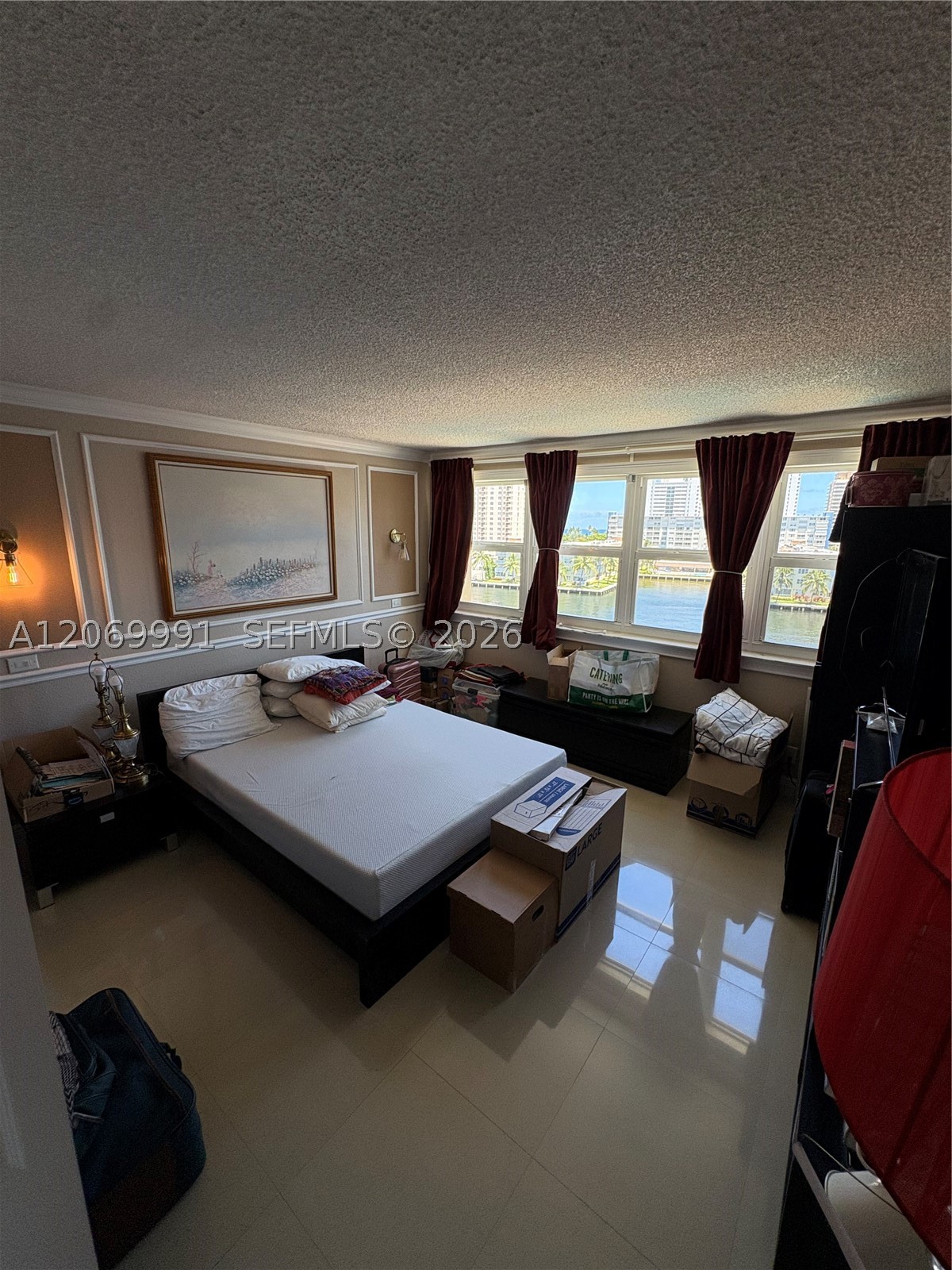 111 Golden Isles Dr #F2, Hallandale Beach FL 33009