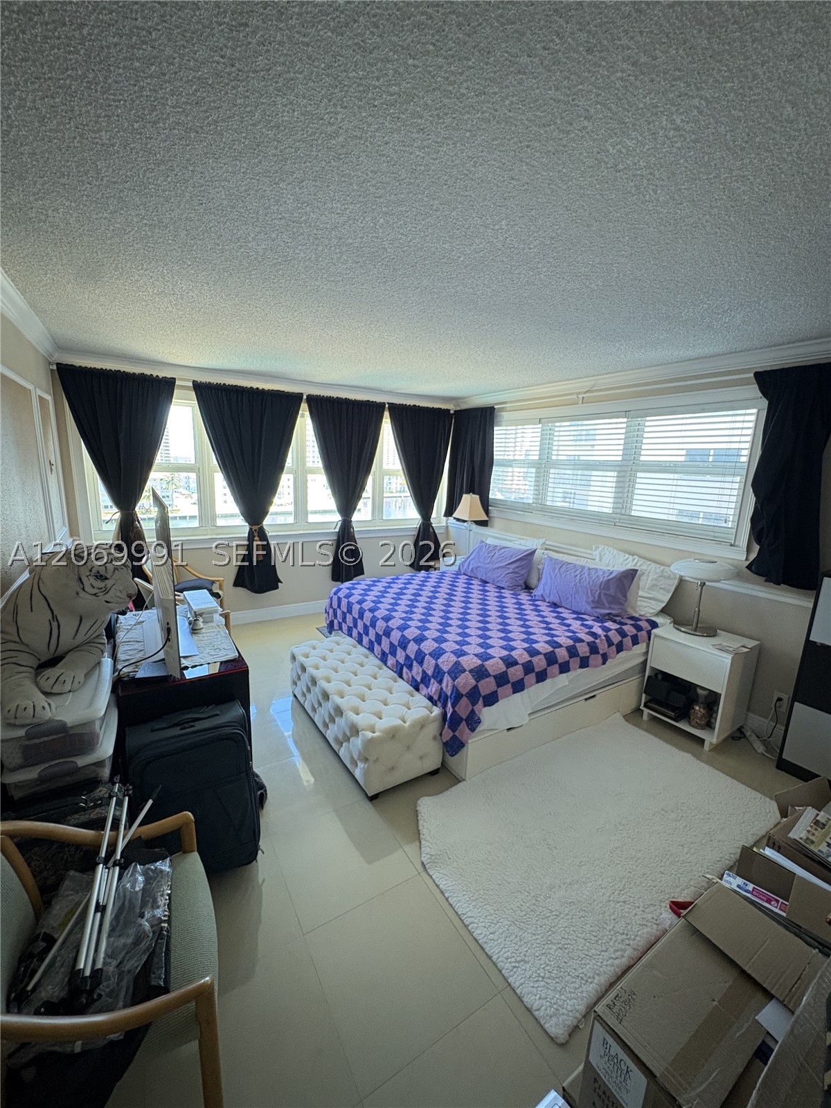 111 Golden Isles Dr #F2, Hallandale Beach FL 33009