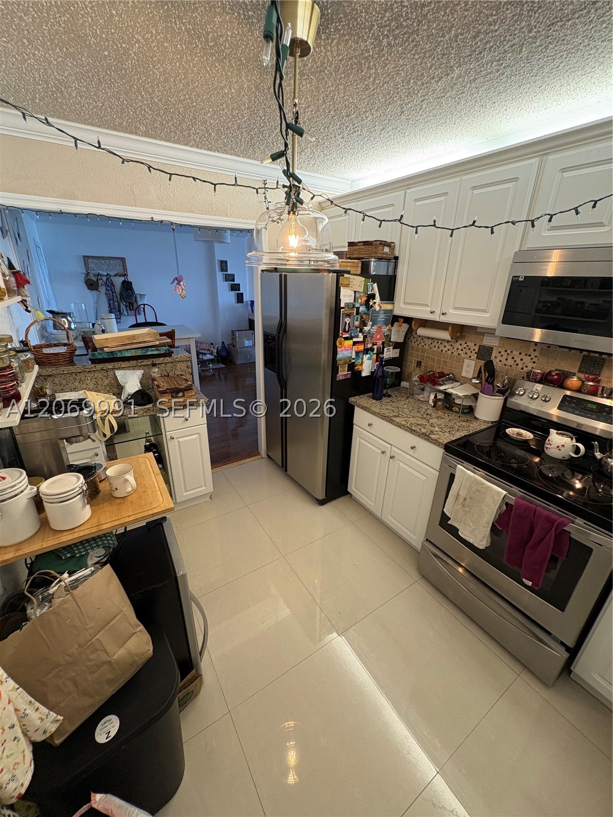 111 Golden Isles Dr #F2, Hallandale Beach FL 33009
