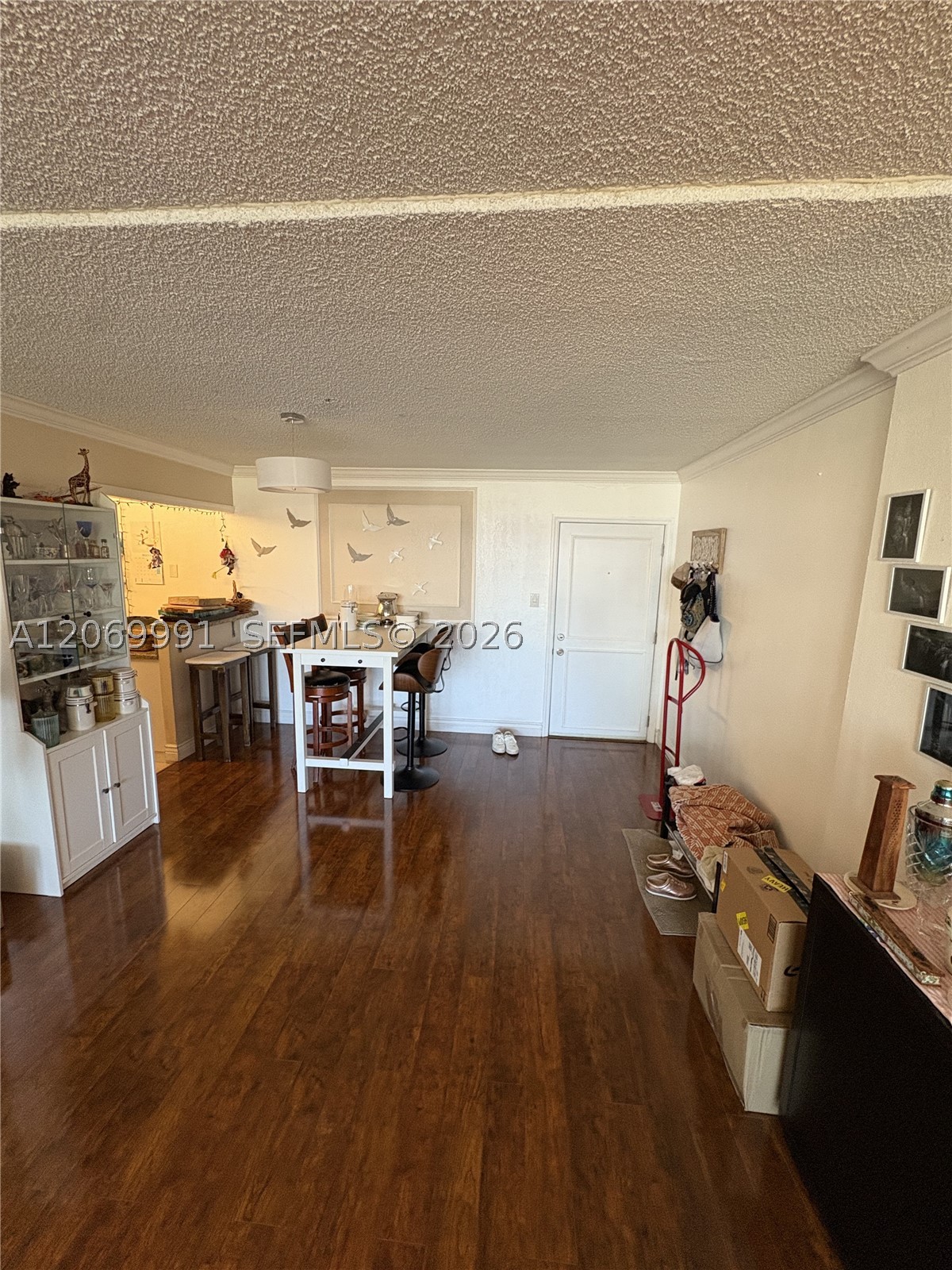 111 Golden Isles Dr #F2, Hallandale Beach FL 33009