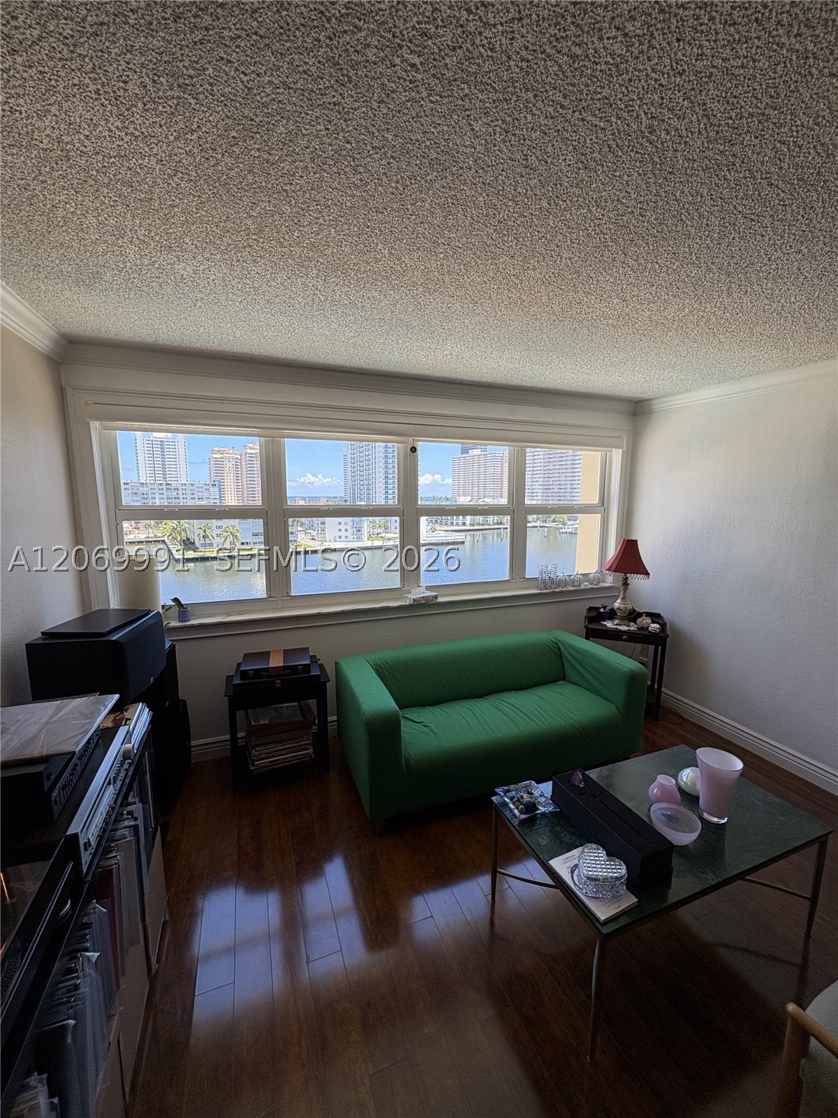 111 Golden Isles Dr #F2, Hallandale Beach FL 33009