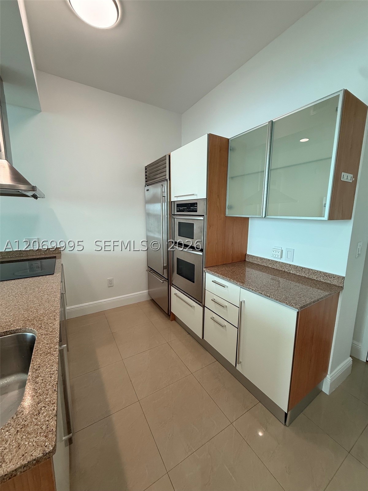 218 SE 14th St #TS107, Miami FL 33131