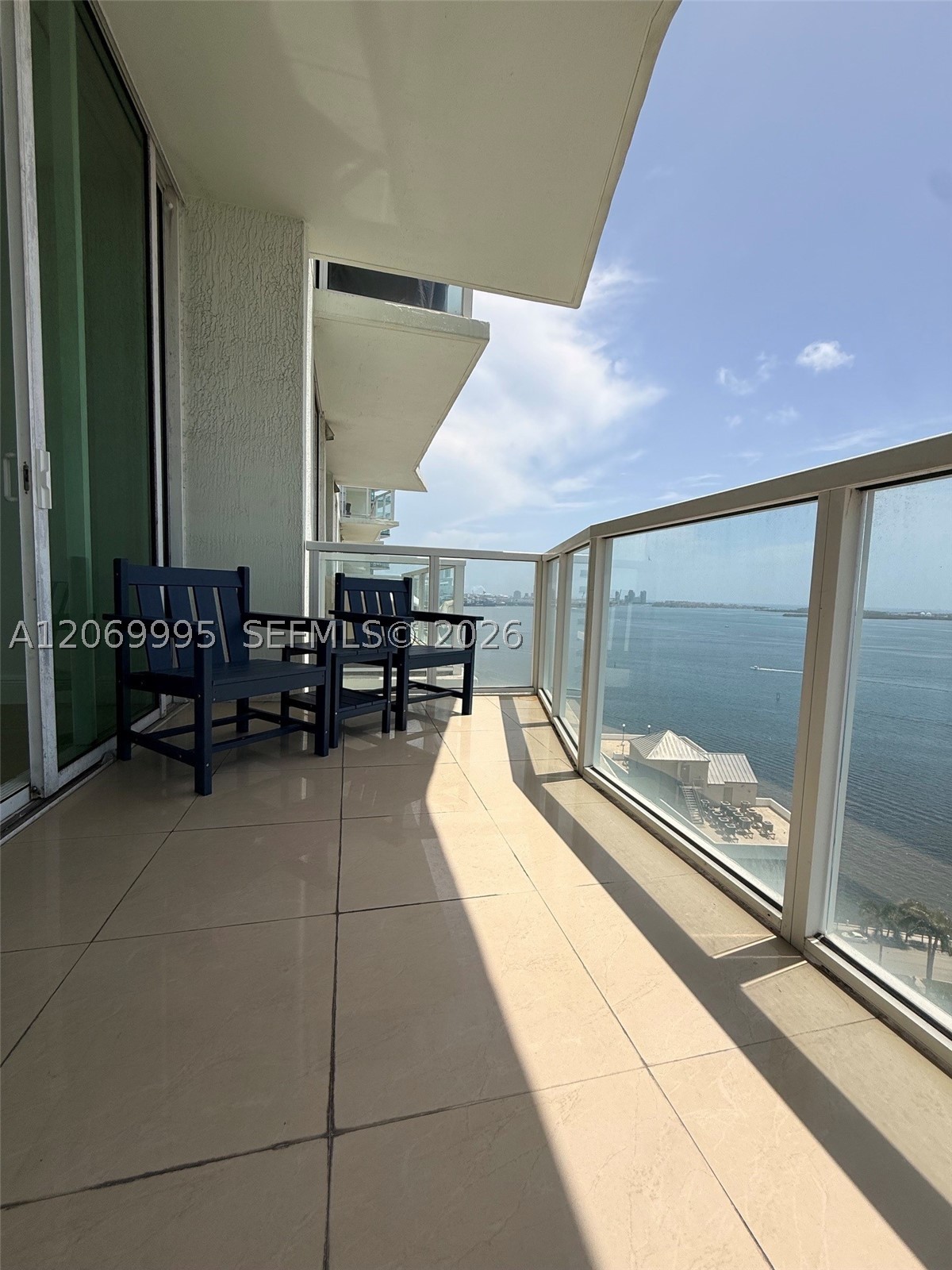 218 SE 14th St #TS107, Miami FL 33131