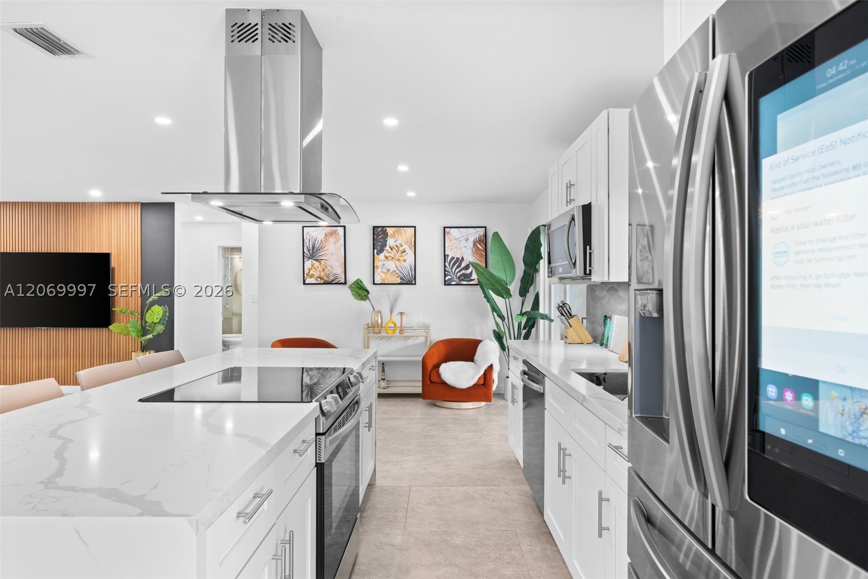 208 SE 4th Ter, Dania Beach FL 33004