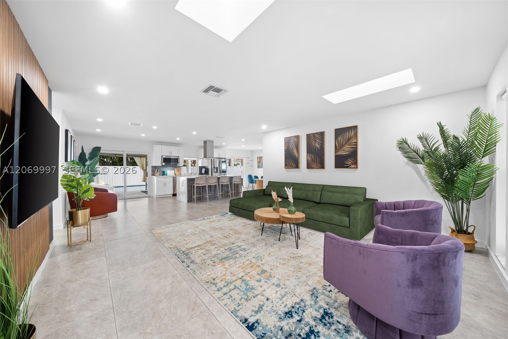 208 SE 4th Ter, Dania Beach FL 33004