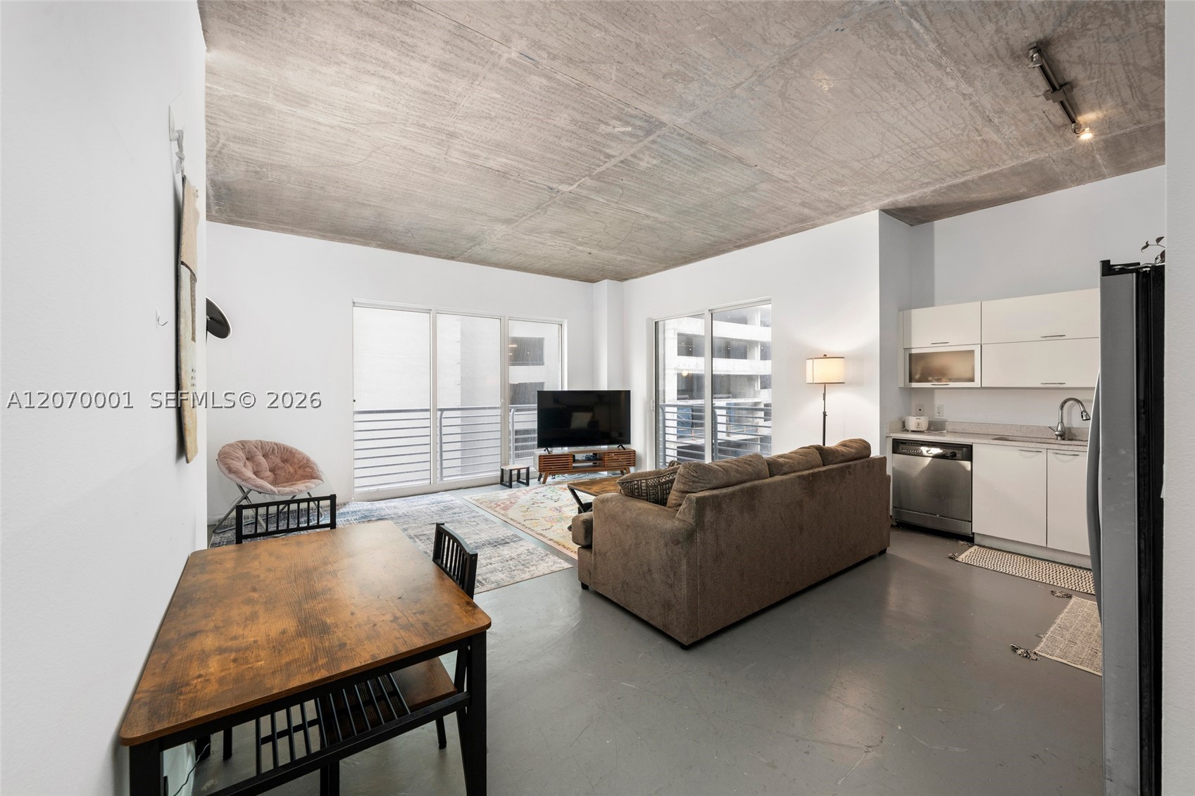 234 NE 3rd St #602, Miami FL 33132