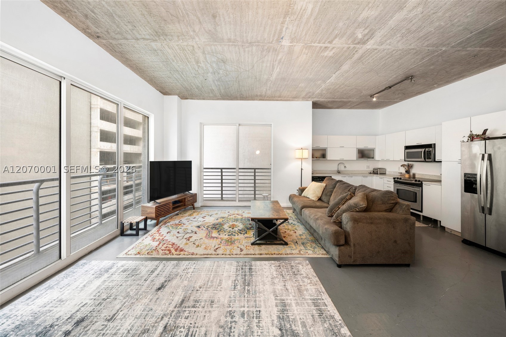 234 NE 3rd St #602, Miami FL 33132