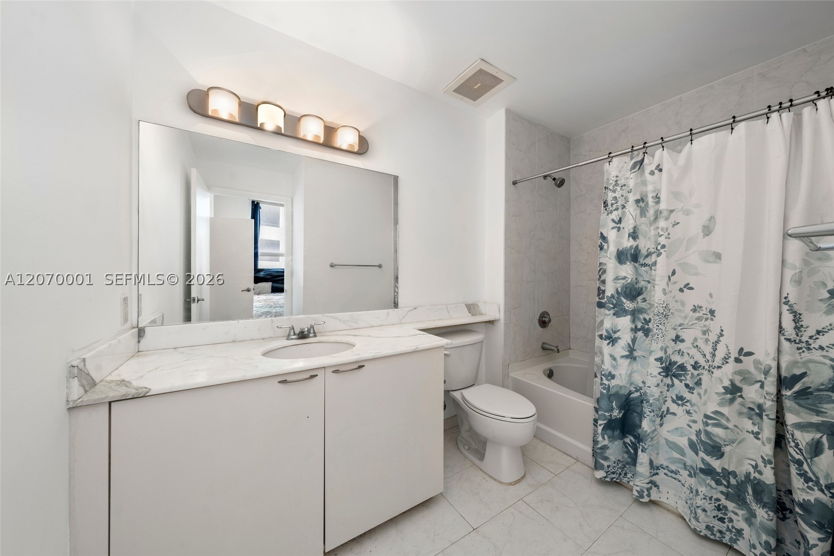 234 NE 3rd St #602, Miami FL 33132