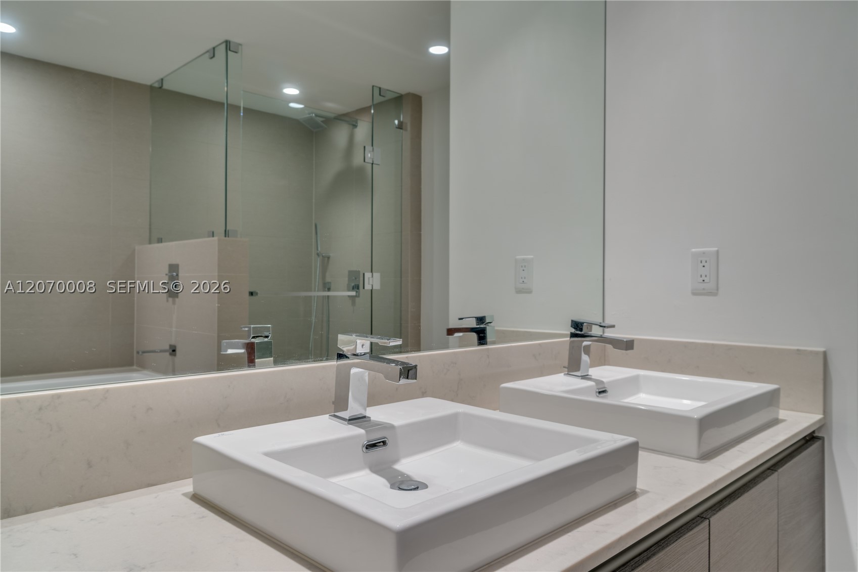 1080 Brickell Ave #3406, Miami FL 33131