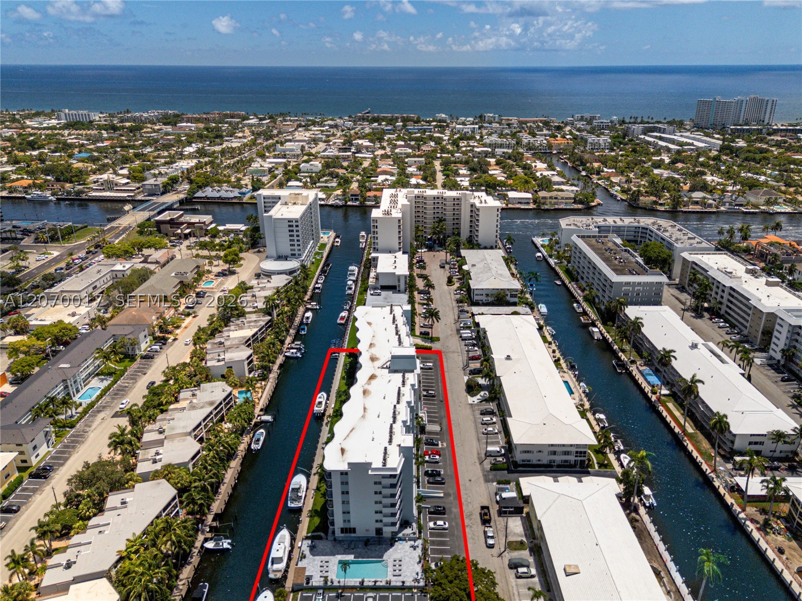3051 NE 48th St #406, Fort Lauderdale FL 33308