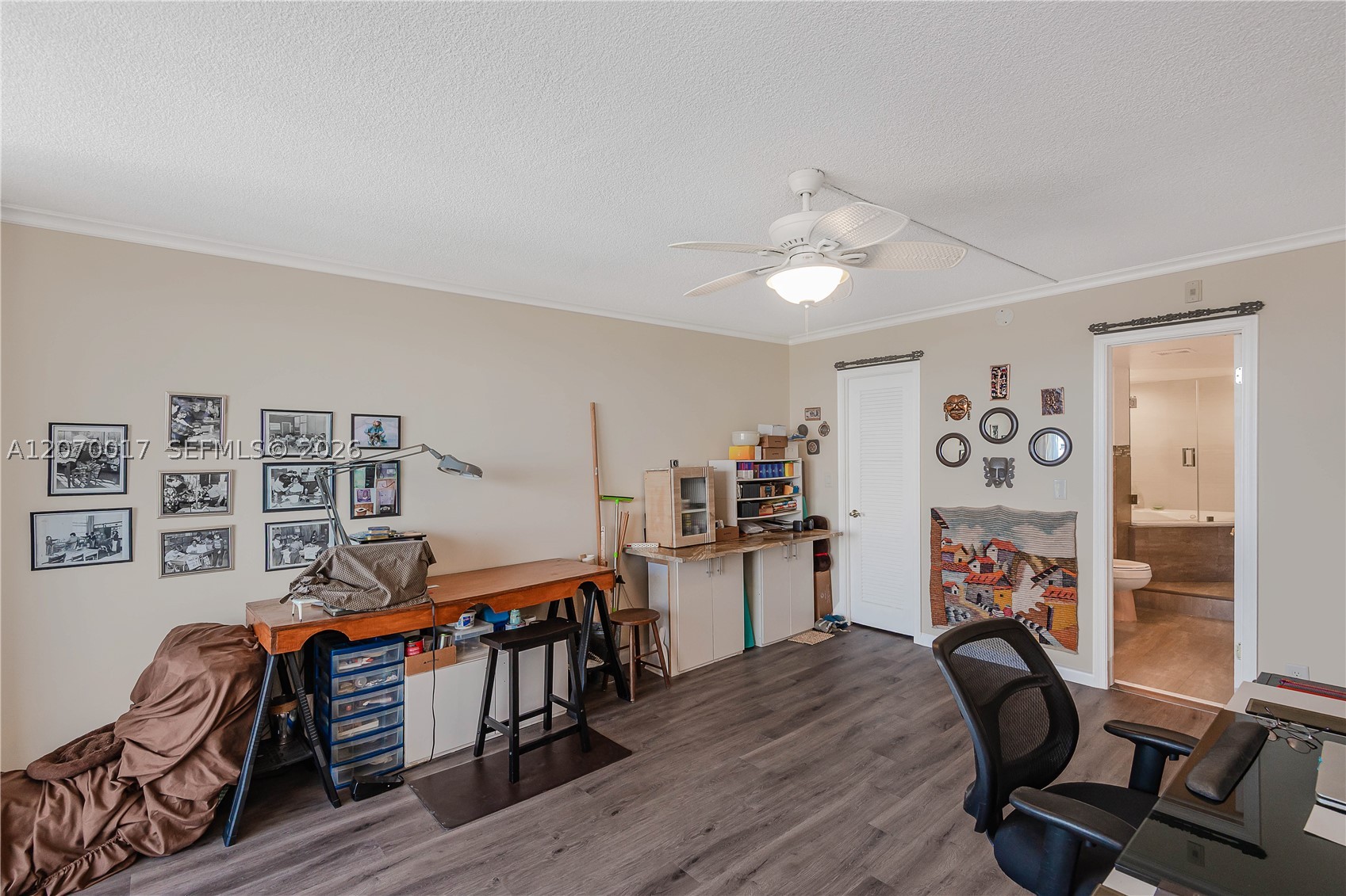 3051 NE 48th St #406, Fort Lauderdale FL 33308