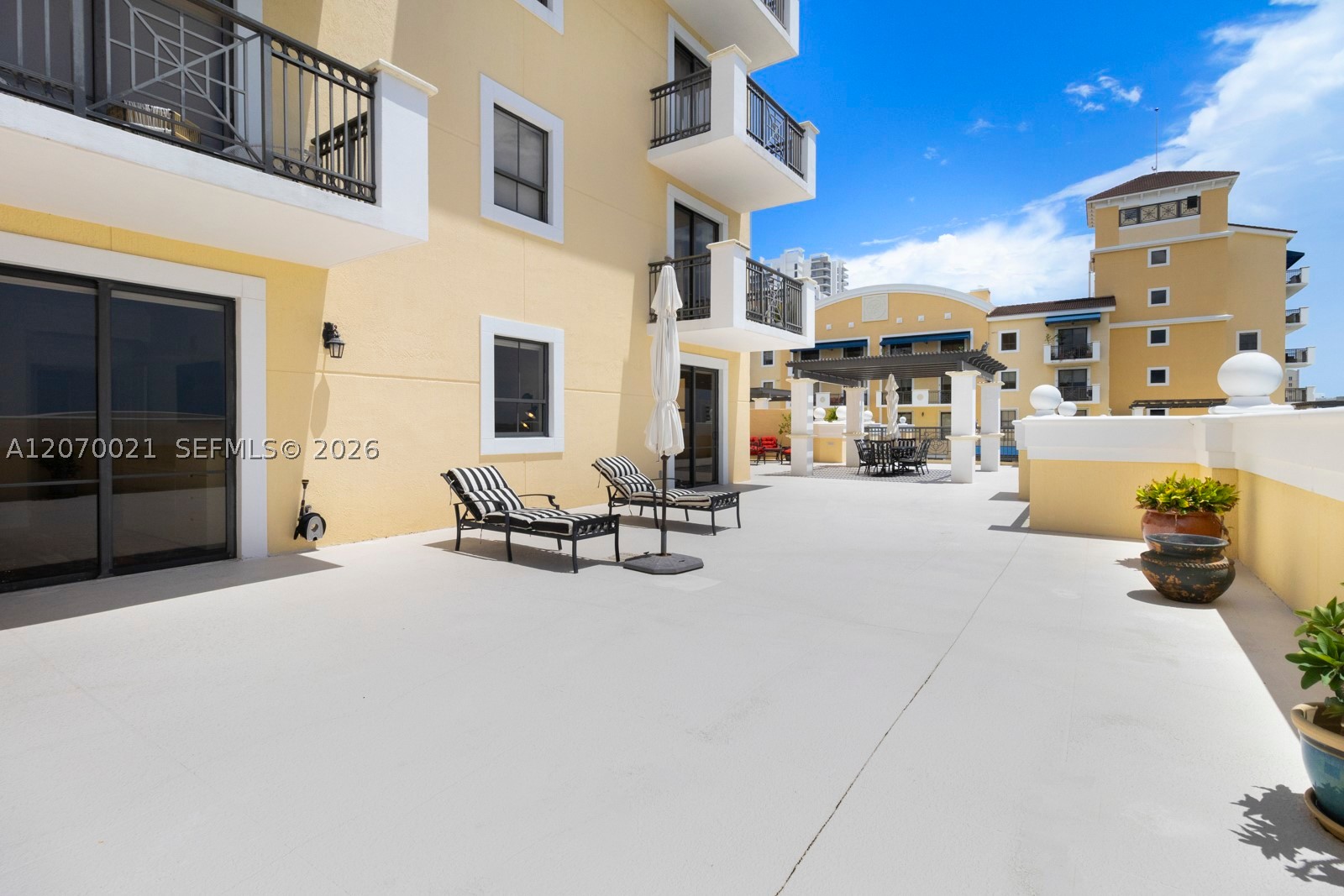 8395 SW 73rd Ave #602, Miami FL 33143