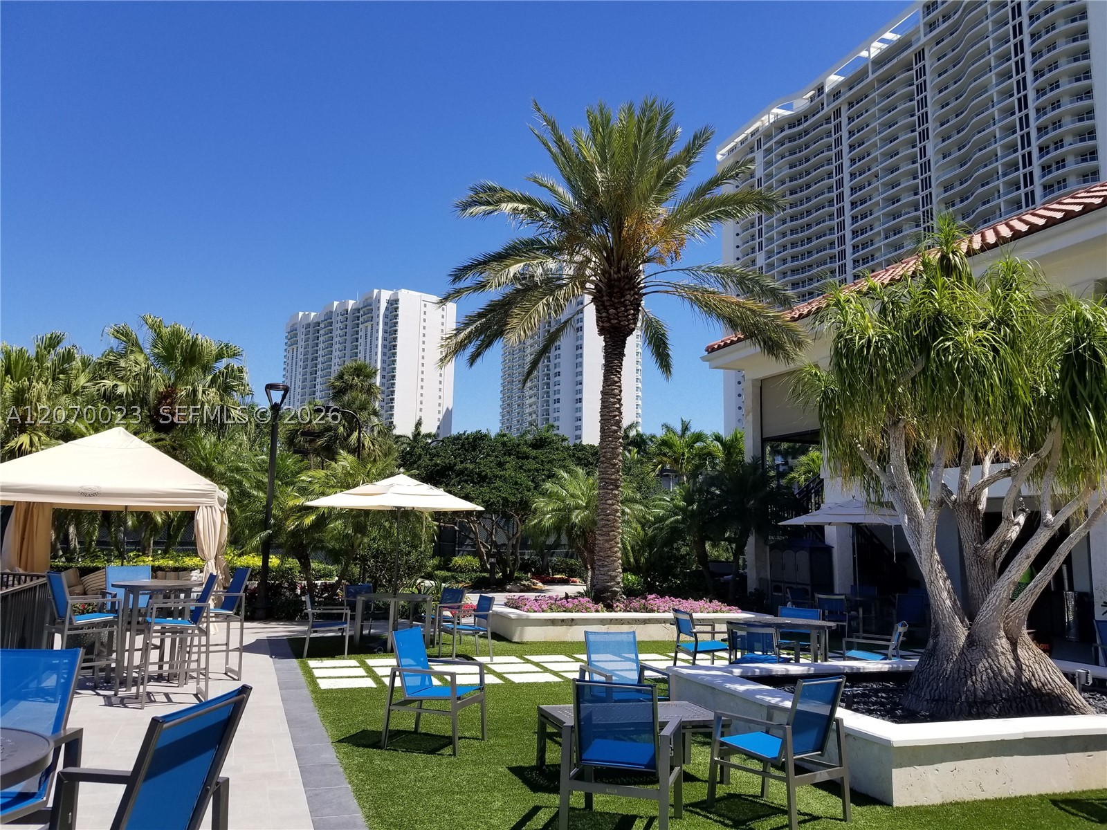 3000 Island Blvd #1106, Aventura FL 33160