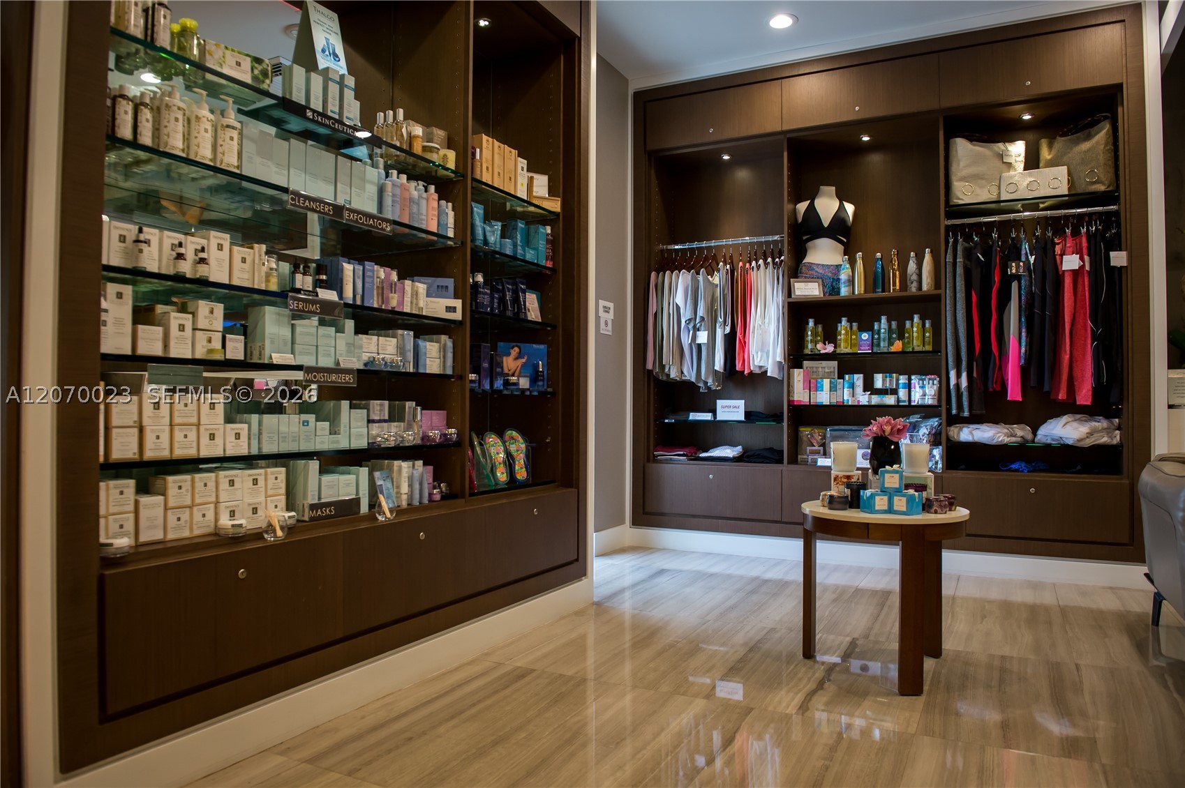 3000 Island Blvd #1106, Aventura FL 33160