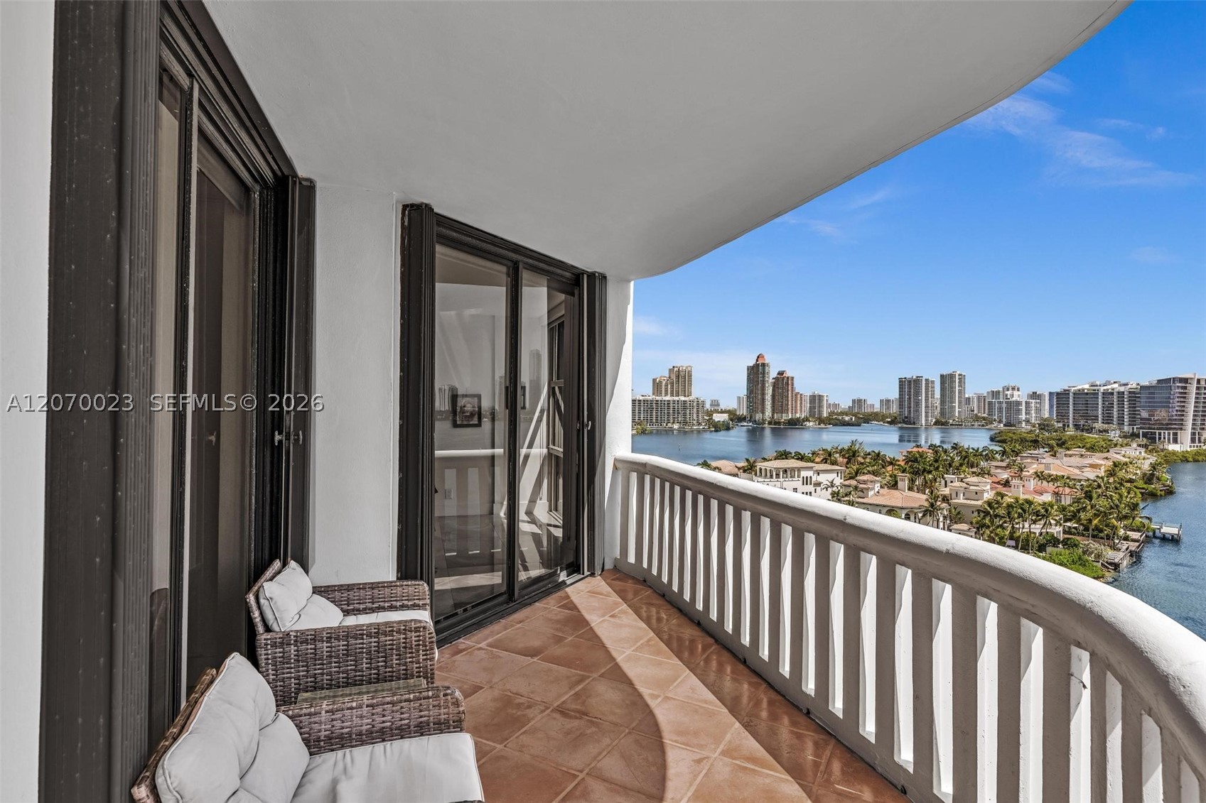 3000 Island Blvd #1106, Aventura FL 33160