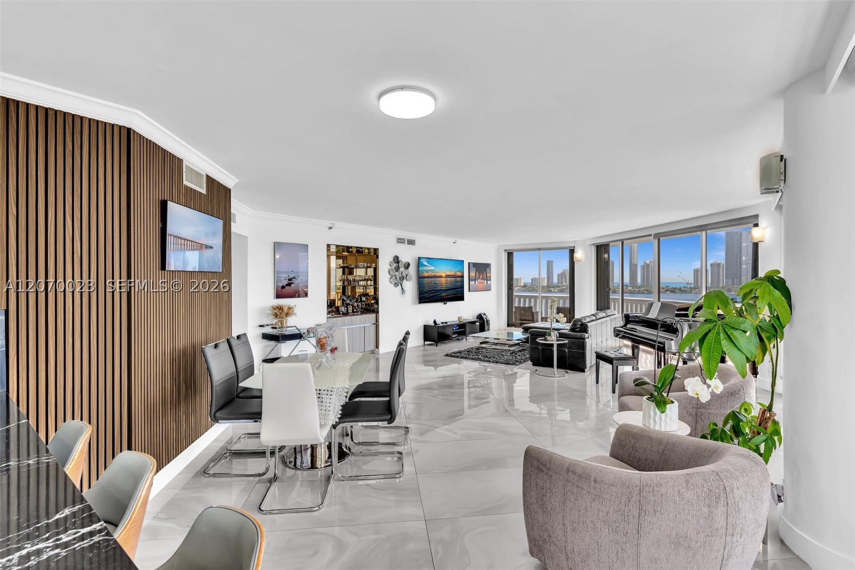 3000 Island Blvd #1106, Aventura FL 33160