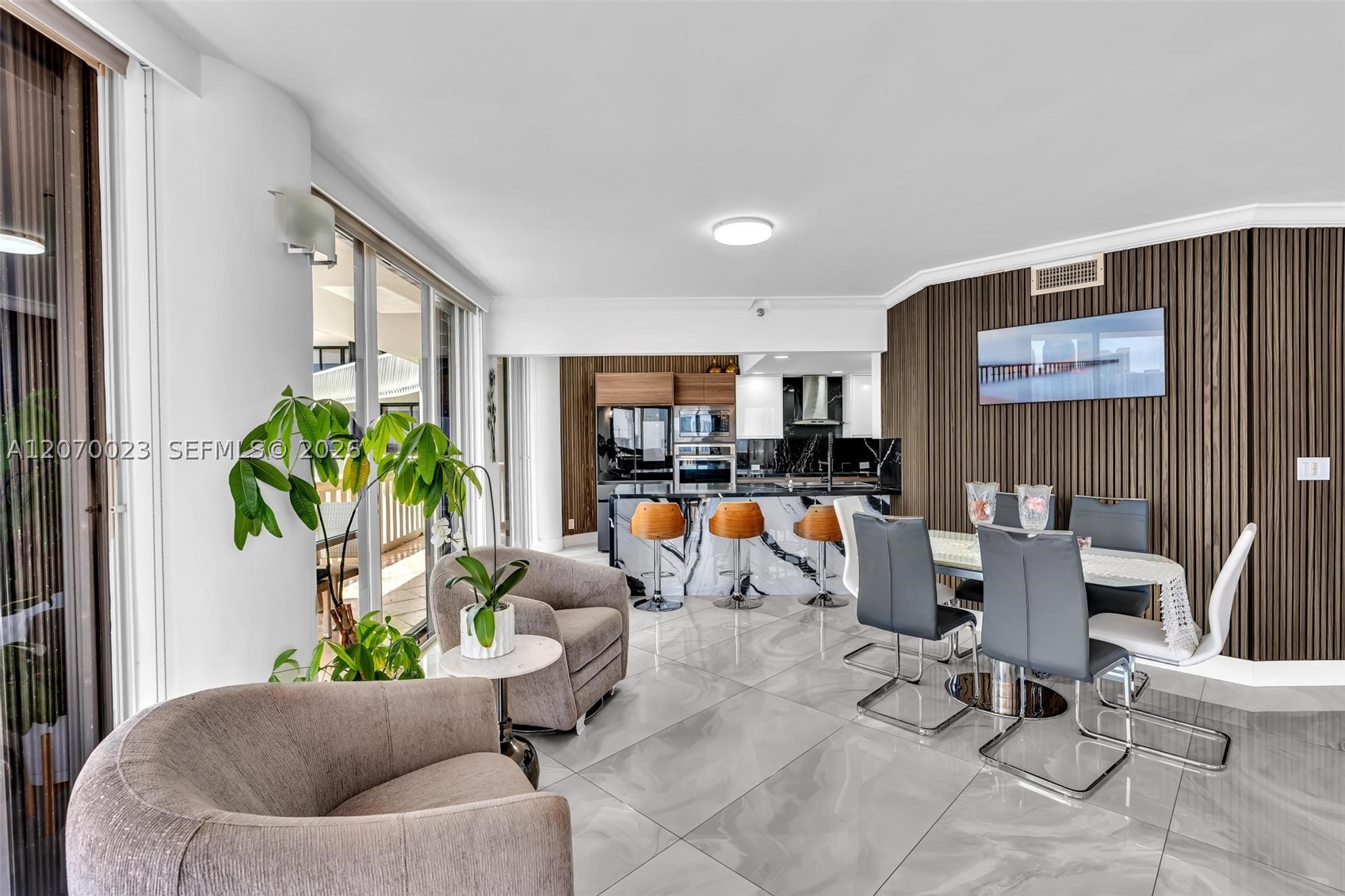 3000 Island Blvd #1106, Aventura FL 33160