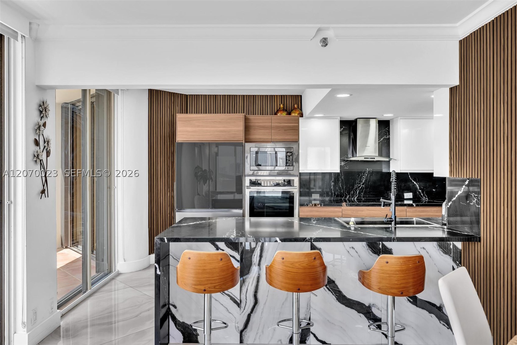 3000 Island Blvd #1106, Aventura FL 33160