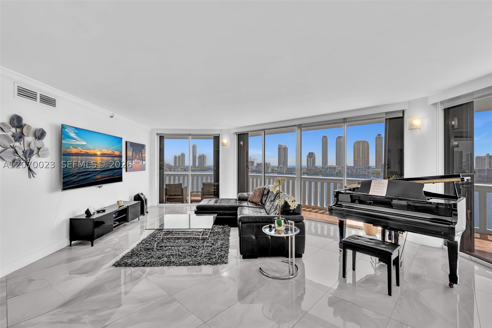 3000 Island Blvd #1106, Aventura FL 33160