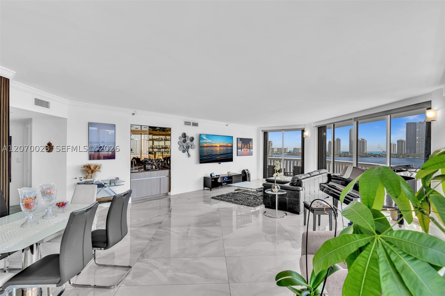 3000 Island Blvd #1106, Aventura FL 33160