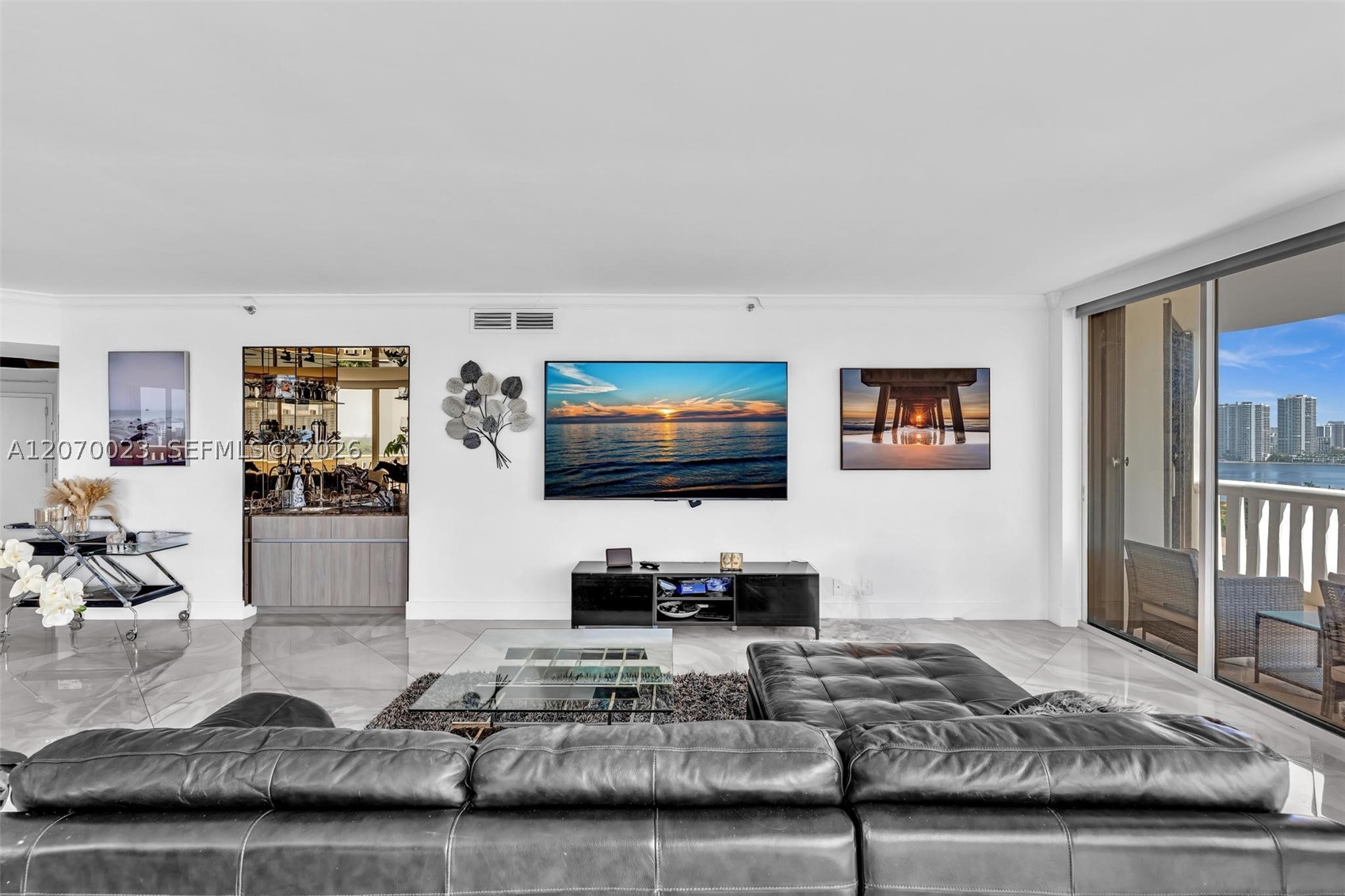 3000 Island Blvd #1106, Aventura FL 33160