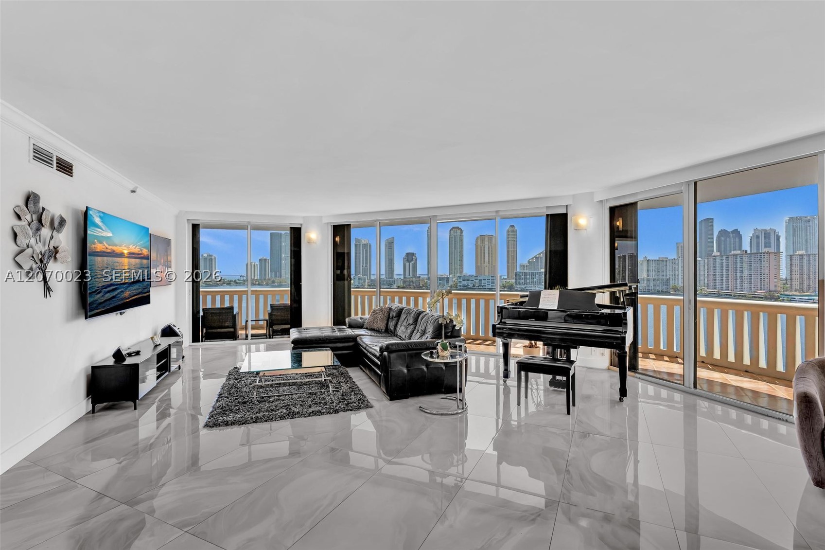 3000 Island Blvd #1106, Aventura FL 33160