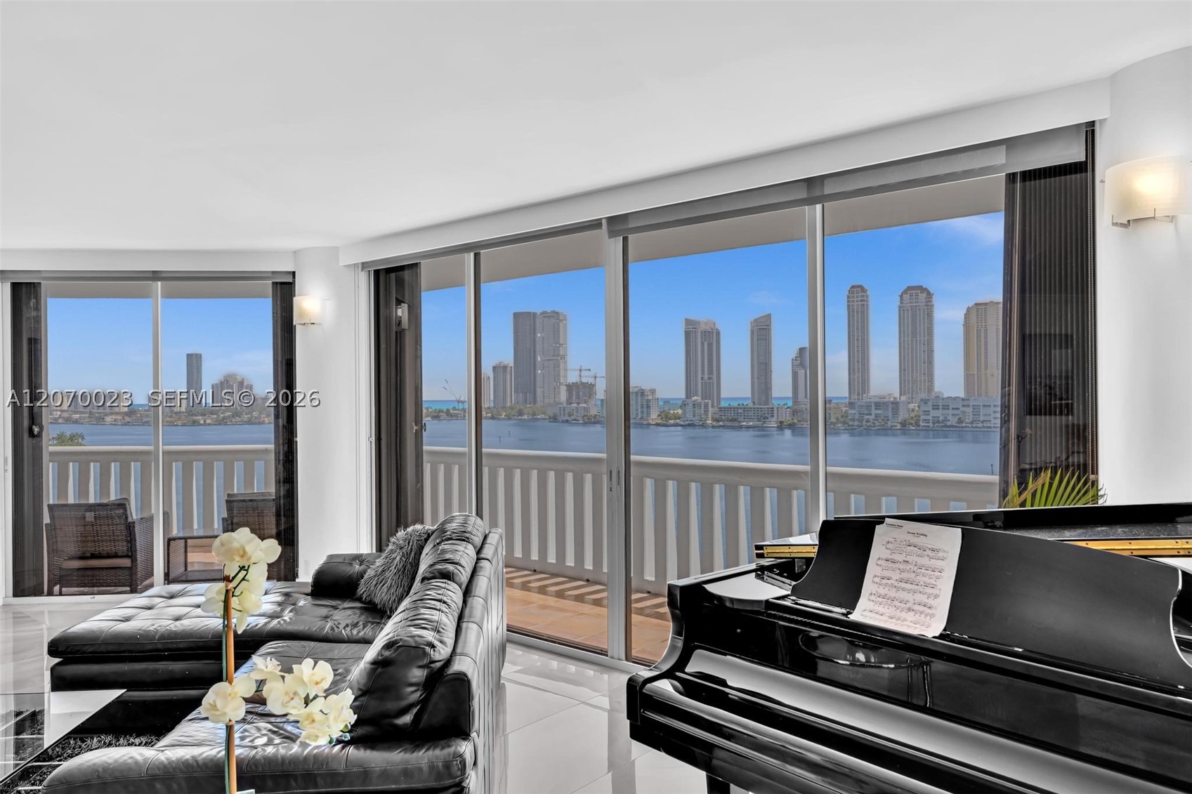 3000 Island Blvd #1106, Aventura FL 33160